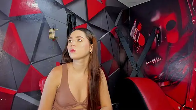 Hana and Zeta online show from November 6, 2025, 12:09 pm