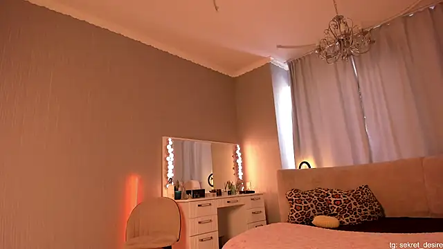 Snapshot of sincere_shyness chatting on February 18, 2026, 12:34 pm sincere shyness online show from February 18, 2026, 12:34 pm