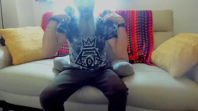 mindphu k online show from March 27, 2026, 6:09 pm