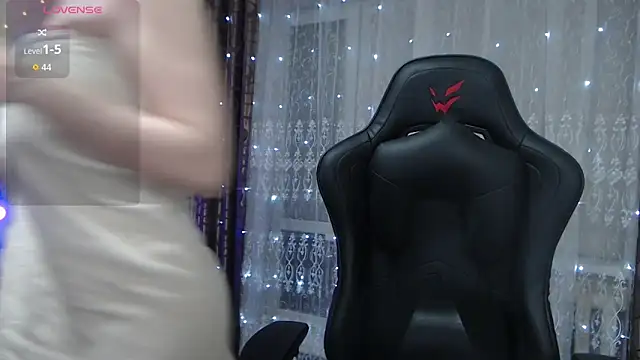 JessieOMays online show from February 13, 2026, 8:31 pm