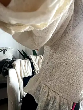 fanfan-FF online show from November 8, 2025, 4:49 am