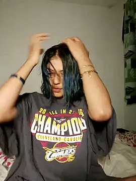 Snapshot of azulzulix chatting on September 22, 2025, 1:11 am azulzulix online show from September 22, 2025, 1:11 am