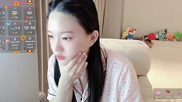 Snapshot of qiqi-666 chatting on July 1, 2026, 8:03 am qiqi-666 online show from July 1, 2026, 8:03 am