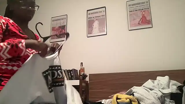 AveryJ99 online show from December 20, 2024, 10:54 pm