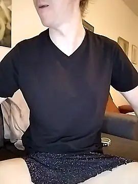 Snapshot of Hannaforyou2 chatting on January 30, 2025, 11:44 am Hannaforyou2 online show from January 30, 2025, 11:44 am