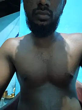 Snapshot of Whiskyboye chatting on October 24, 2025, 8:19 pm Whiskyboye online show from October 24, 2025, 8:19 pm