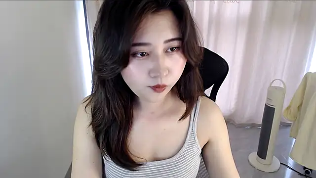 Liliya-77 online show from April 6, 2026, 6:58 am