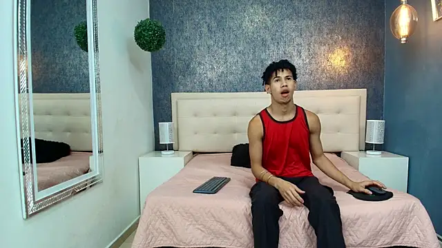 Erick Zhimerman online show from September 25, 2025, 3:01 am