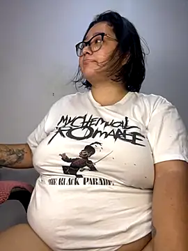 CinnamonCookiez online show from October 21, 2025, 4:01 am