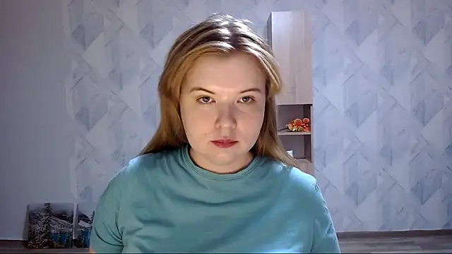 Snapshot of Melina_Hot9 chatting on November 4, 2025, 3:21 am Melina Hot9 online show from November 4, 2025, 3:21 am