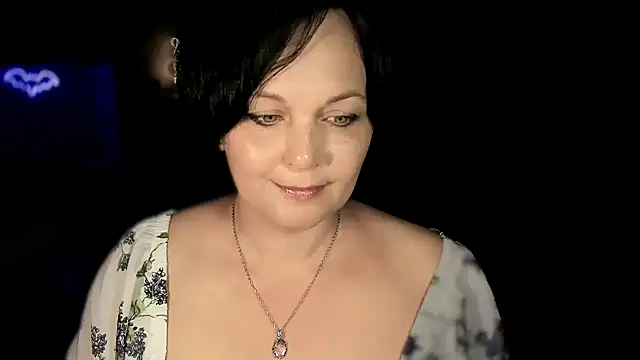 Snapshot of WitchBlueRose chatting on July 5, 2026, 4:58 pm WitchBlueRose online show from July 5, 2026, 4:58 pm