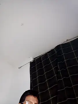 PequeArely online show from January 14, 2025, 4:47 am