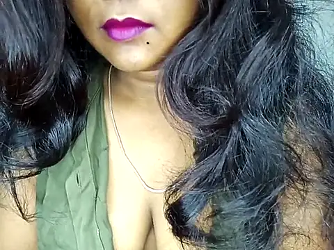 Snapshot of Muktha chatting on September 28, 2025, 12:17 am Muktha online show from September 28, 2025, 12:17 am