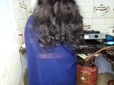 Muktha online show from November 22, 2025, 2:27 pm