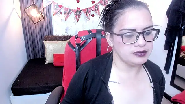 brigittemiller online show from September 27, 2025, 4:24 pm