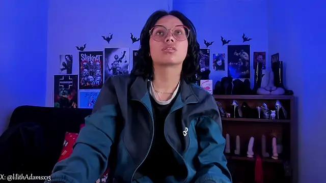 lilith-deveraux online show from January 13, 2026, 6:01 pm