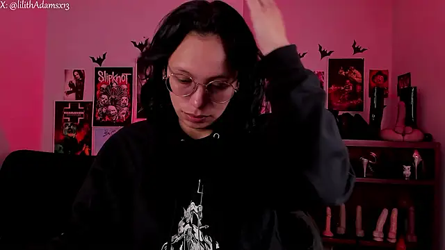 lilith-deveraux online show from February 6, 2026, 4:47 pm