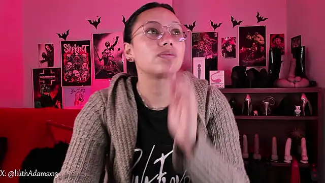 lilith-deveraux online show from February 27, 2026, 2:39 pm