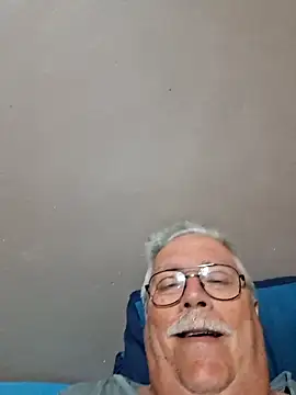 NawtyB1965 online show from October 5, 2025, 4:14 am