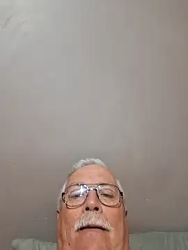 NawtyB1965 online show from April 8, 2026, 3:52 am