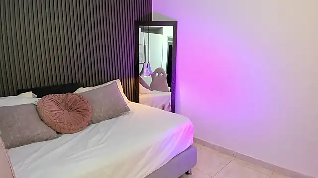 Snapshot of Axel_brunette1 chatting on October 25, 2025, 11:49 pm Axel brunette1 online show from October 25, 2025, 11:49 pm