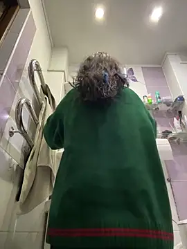 Snapshot of MaddisonHaas chatting on February 2, 2026, 1:21 pm MaddisonHaas online show from February 2, 2026, 1:21 pm