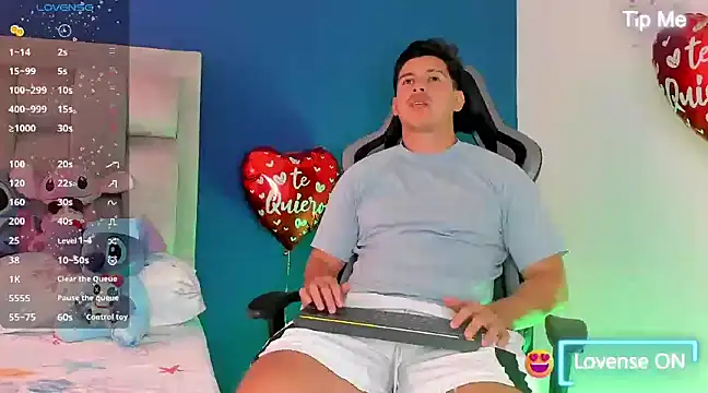 victor vixen online show from February 17, 2025, 6:28 pm