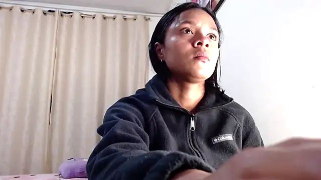 Snapshot of Samary_thomas chatting on February 26, 2025, 1:14 am Samary thomas online show from February 26, 2025, 1:14 am