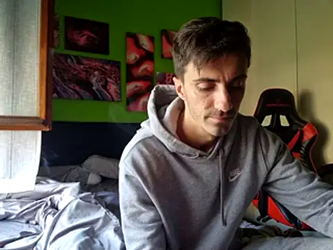 Snapshot of MASTERBULLY chatting on October 11, 2025, 11:55 am MASTERBULLY online show from October 11, 2025, 11:55 am