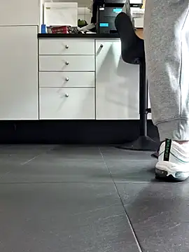 Snapshot of MASTERBULLY chatting on September 25, 2025, 10:54 am MASTERBULLY online show from September 25, 2025, 10:54 am