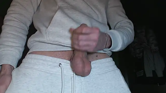 Snapshot of MASTERBULLY chatting on February 21, 2025, 1:22 am MASTERBULLY online show from February 21, 2025, 1:22 am