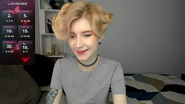Angel Jules online show from September 14, 2025, 12:55 am