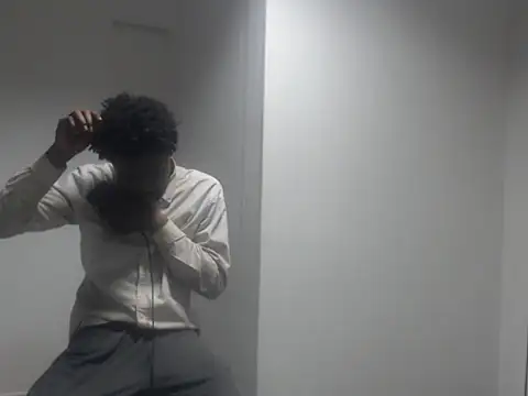 Snapshot of Mastertopdome chatting on September 27, 2025, 1:01 am Mastertopdome online show from September 27, 2025, 1:01 am