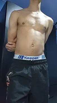 Snapshot of boyminerin00 chatting on October 18, 2025, 12:45 am boyminerin00 online show from October 18, 2025, 12:45 am