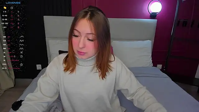 KetrinWhite online show from February 10, 2025, 1:14 am