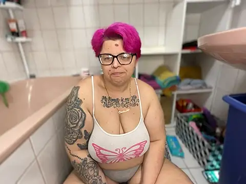 SunshineLexi online show from February 16, 2025, 9:15 am