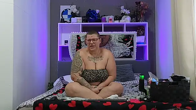 Snapshot of SunshineLexi chatting on October 5, 2025, 7:21 am SunshineLexi online show from October 5, 2025, 7:21 am