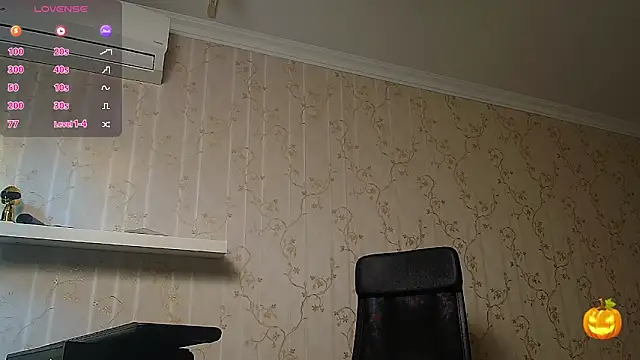 Snapshot of MateoBenjaminX chatting on October 31, 2025, 5:48 am MateoBenjaminX online show from October 31, 2025, 5:48 am