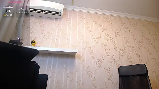 Snapshot of MateoBenjaminX chatting on October 17, 2025, 4:49 am MateoBenjaminX online show from October 17, 2025, 4:49 am