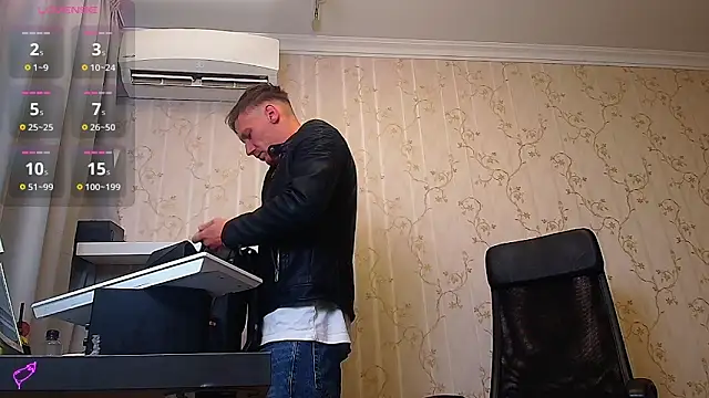 Snapshot of MateoBenjaminX chatting on September 18, 2025, 5:21 am MateoBenjaminX online show from September 18, 2025, 5:21 am