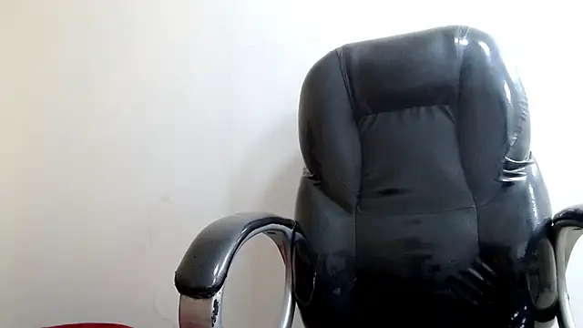 DamiBright online show from September 23, 2025, 7:21 pm