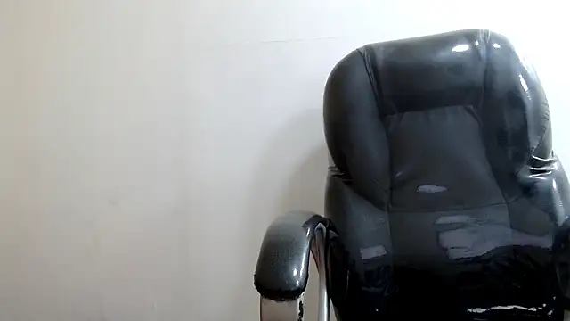 DamiBright online show from September 24, 2025, 7:20 pm