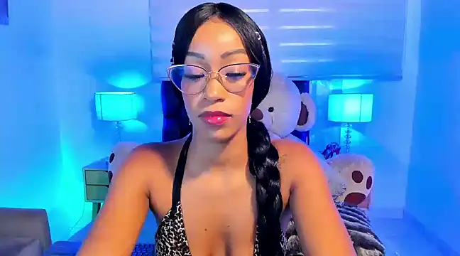 IsabelaRoss online show from March 19, 2025, 7:27 pm