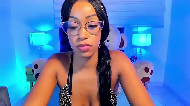 IsabelaRoss online show from March 19, 2025, 11:36 pm