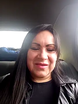 jescaoporto4 online show from February 21, 2025, 3:21 pm