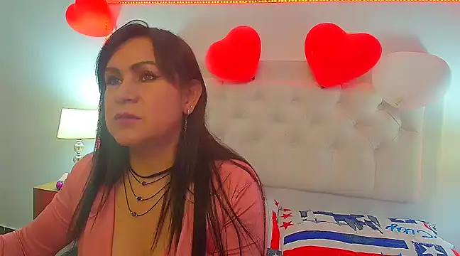 jescaoporto4 online show from February 22, 2025, 2:19 pm