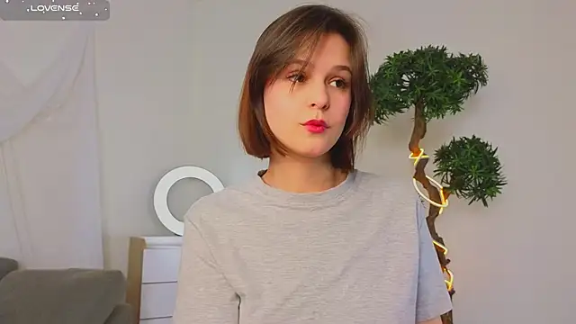 Snapshot of EthalGold chatting on February 22, 2025, 3:12 am EthalGold online show from February 22, 2025, 3:12 am