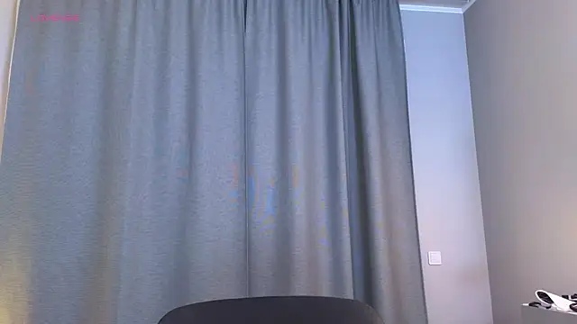 Snapshot of EthalGold chatting on October 12, 2025, 2:57 am EthalGold online show from October 12, 2025, 2:57 am