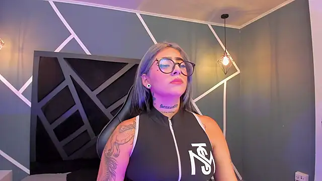 Snapshot of Alahia_Dangelo chatting on September 23, 2025, 11:28 am Alahia Dangelo online show from September 23, 2025, 11:28 am