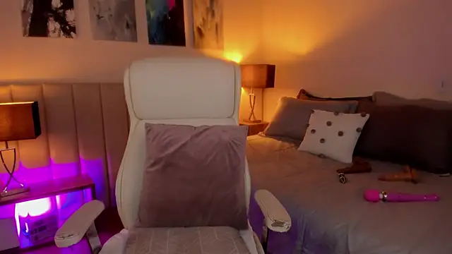 Snapshot of DaniRousse chatting on January 9, 2026, 4:25 pm DaniRousse online show from January 9, 2026, 4:25 pm